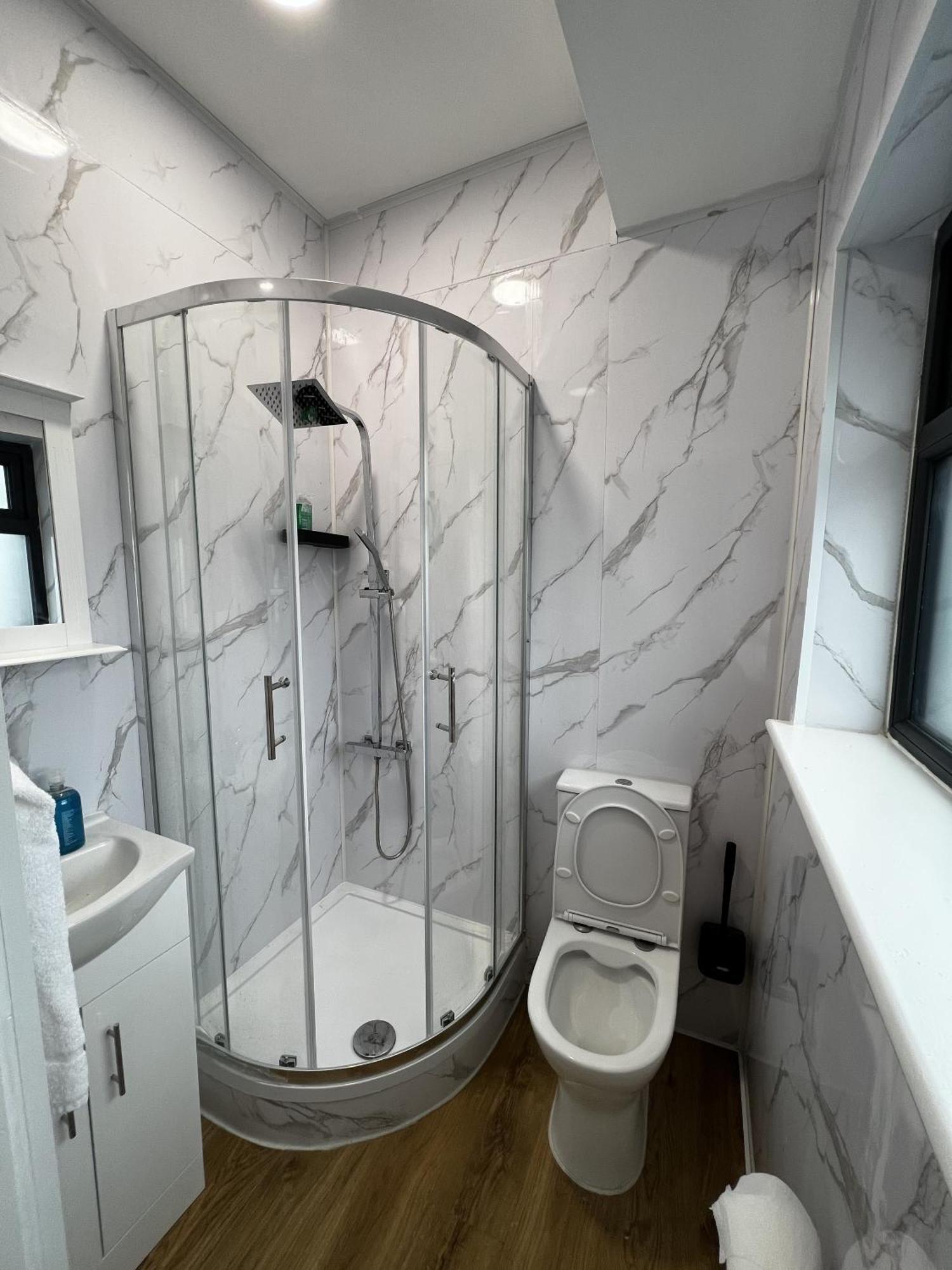 The Barrington Hotel New Barnet Экстерьер фото